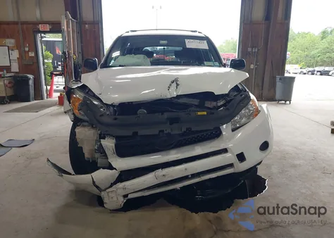 2006 Toyota Rav4 z USA, uszkodzony, nr VIN JTMZD33VX66010013